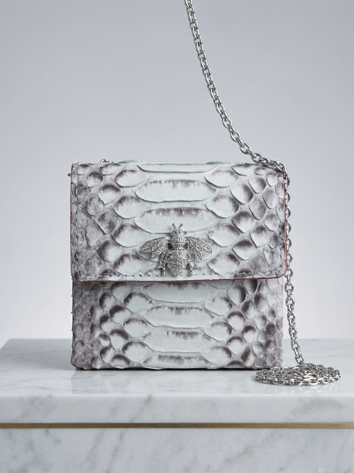 Efecto Mariposa Python Leather Bag