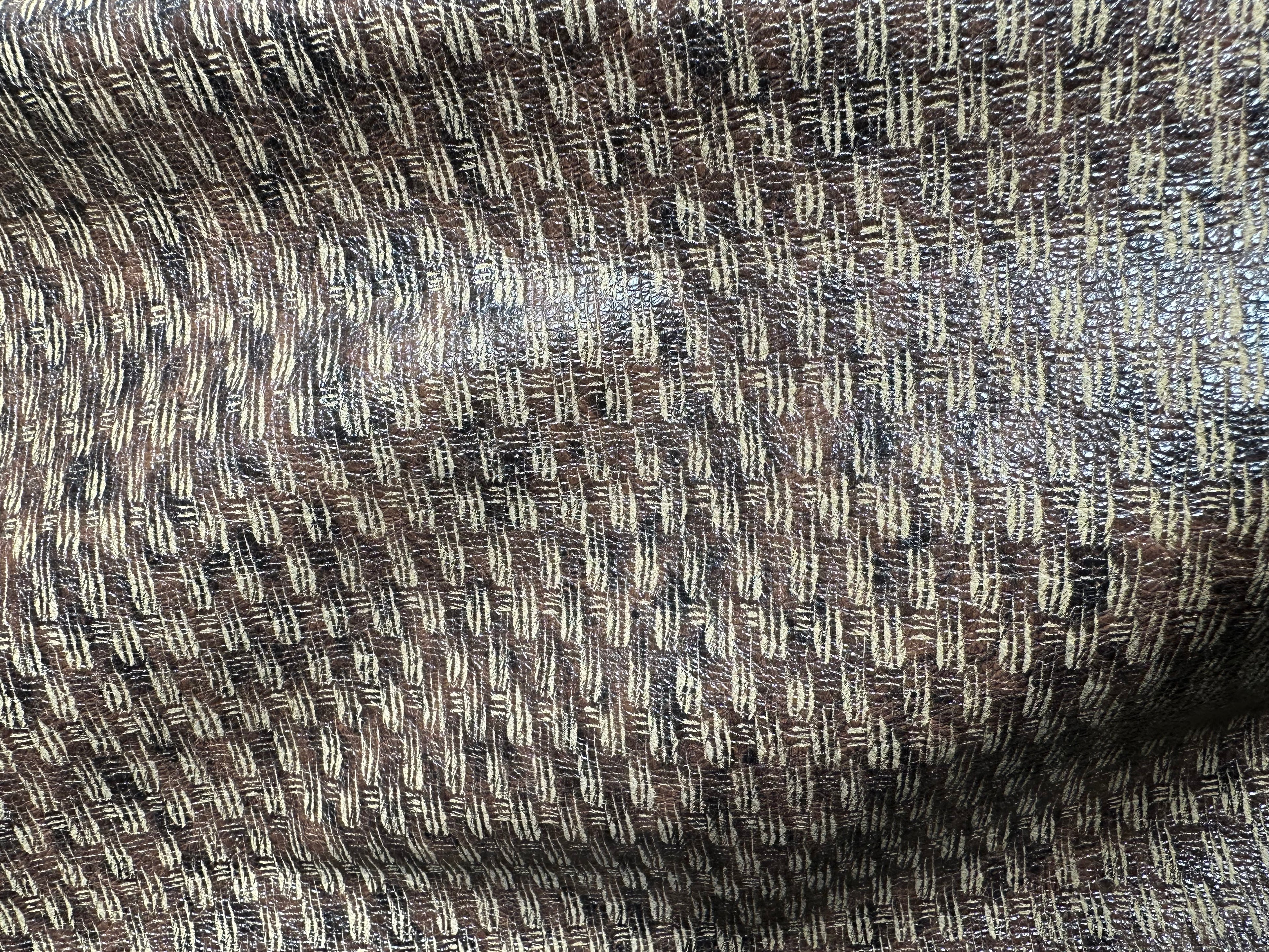 Cowhide pattern mou color Leather