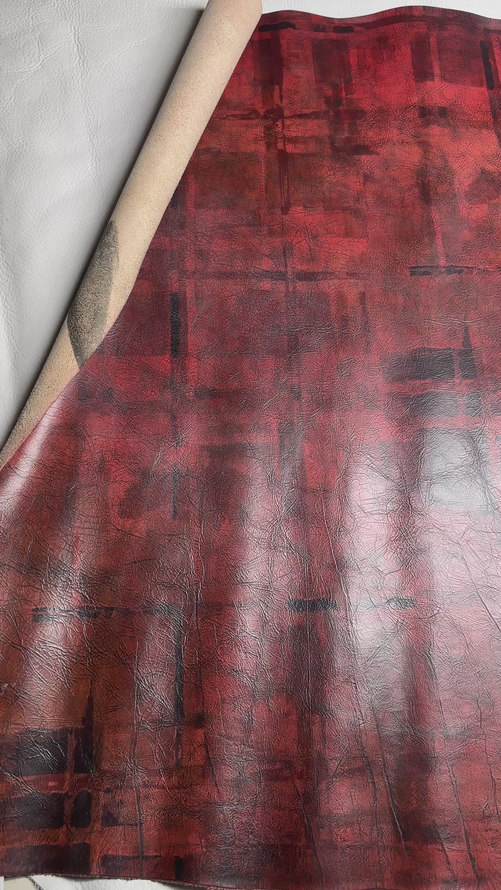 Cowhide Red / black printed Leather